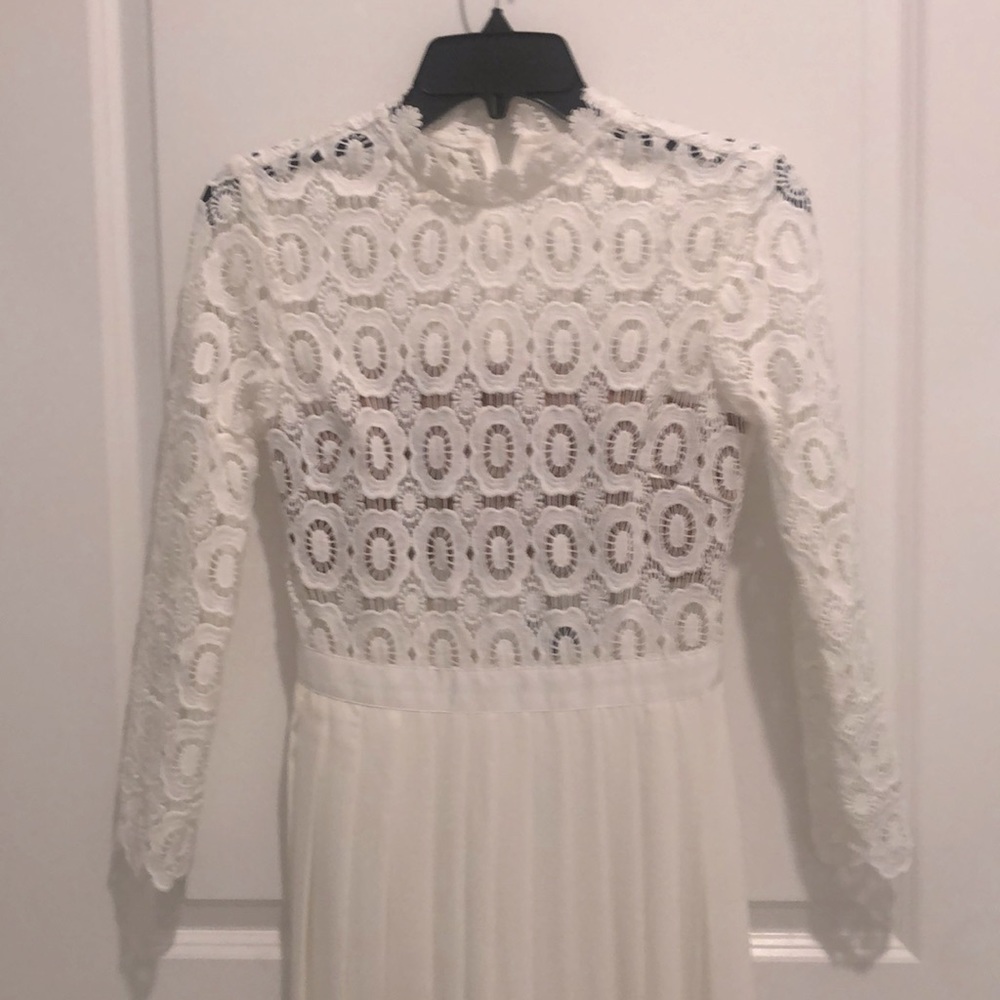 NWOT Unbranded lace pleated gown